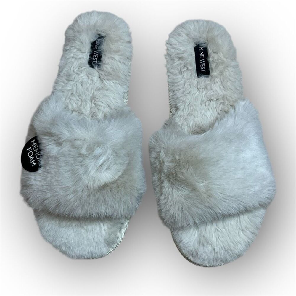 Nine West Ivory Fuzzy Slipper Slides, Backless House Shoes Women’s Large US 9-10